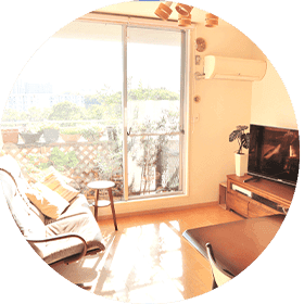 使われなくなったマンションの一室