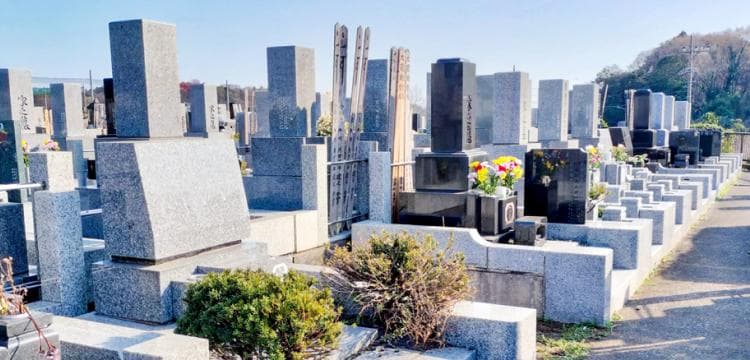 小さな森の家 ご納骨・お墓サポート