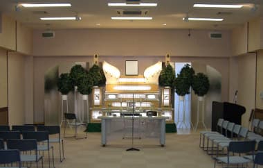 昔ながらの葬儀社の式場・ホール